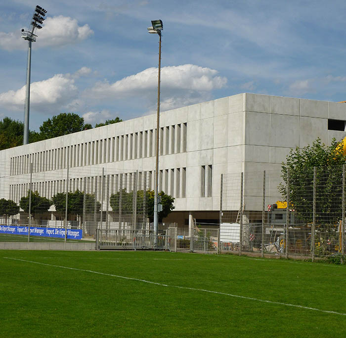 Frankfurter Volksbank Stadion - Rekonstruktion der Haupttribüne Frankfurter Volksbank Stadion - Rekonstruktion der Haupttribüne